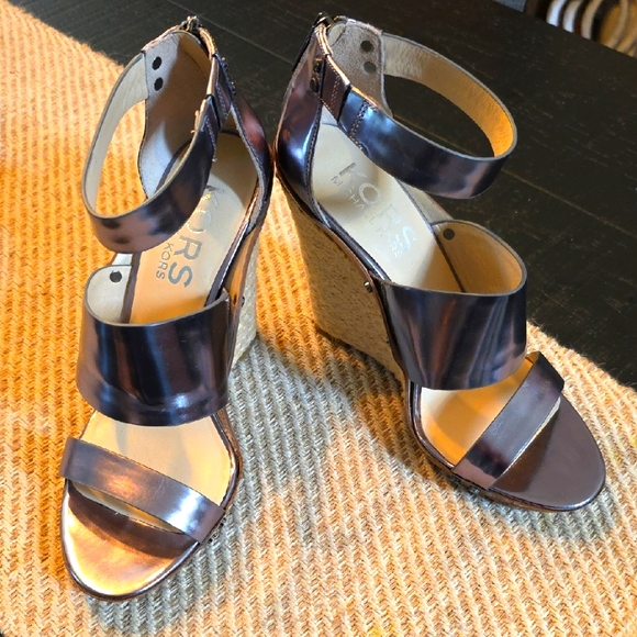 Michael Kors Women's‎ Bronze Wedge Sandals - Picture 1 of 9
